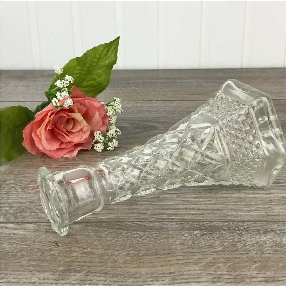 Vintage Anchor Hocking Wexford Glass Vase Scalloped Crystal Cottage Decor
